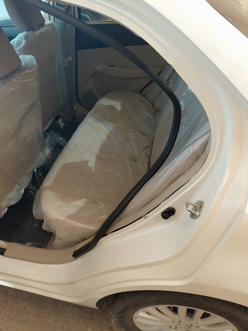 Suzuki DZIRE GL 2024 image
