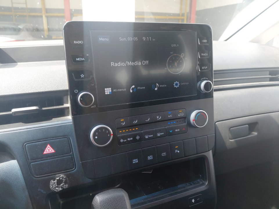 Hyundai Staria  2024 image