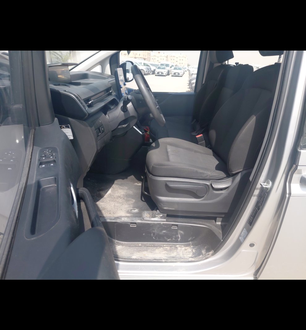 Hyundai Staria  2024 image