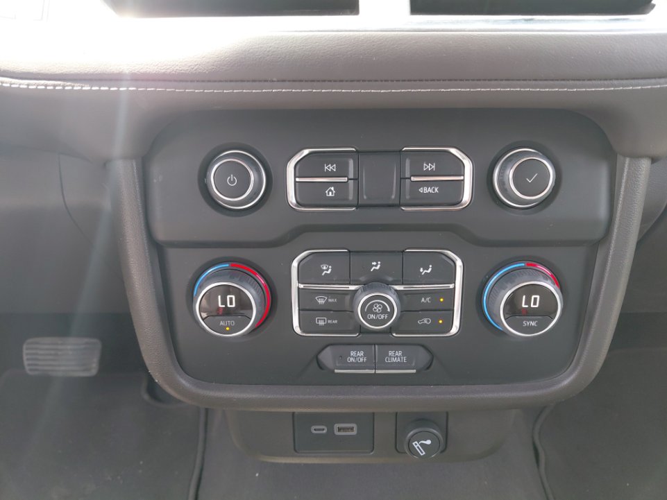 Chevrolet  Tahoe  2024 image