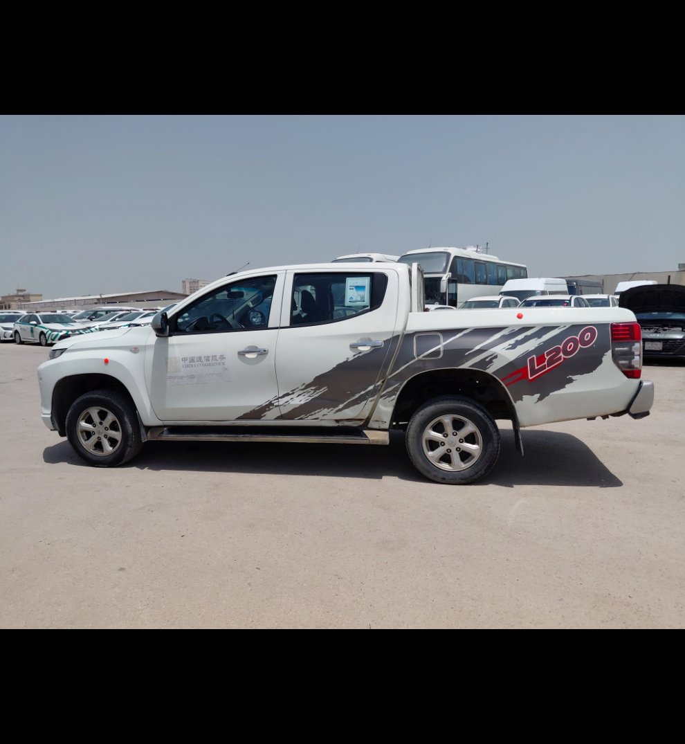 ميتسوبيشي L200  2022 image