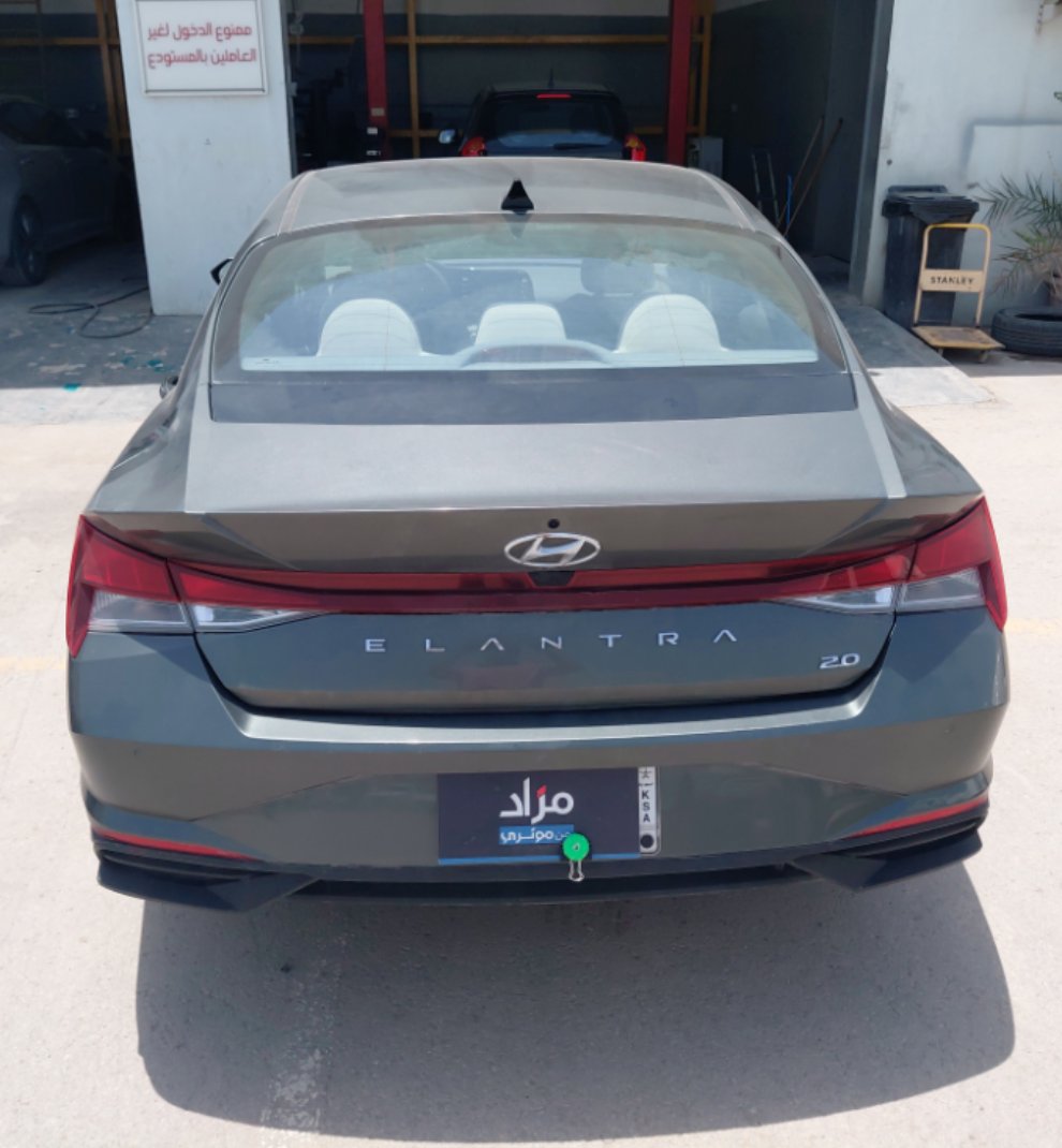 Hyundai Elantra  2023 image