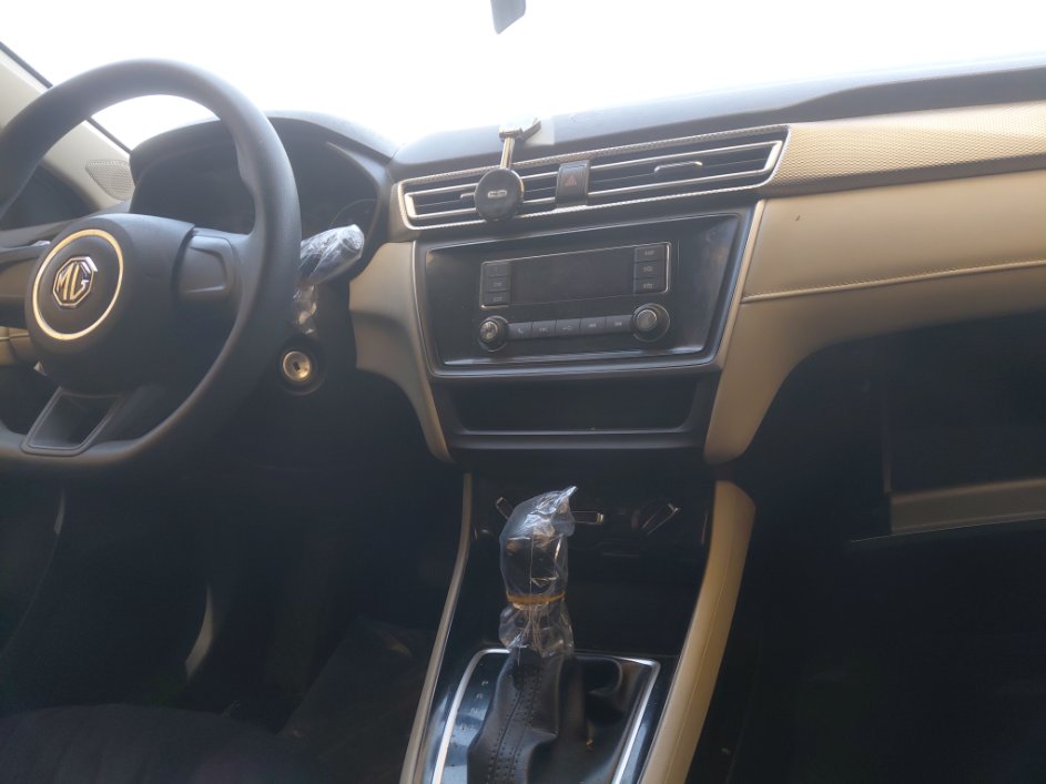 MG 5  2023 image