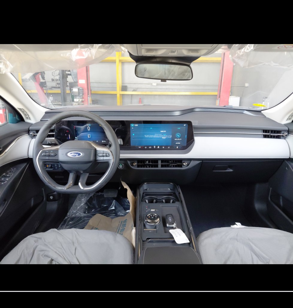 Ford Taurus New Ambiente 2024 image