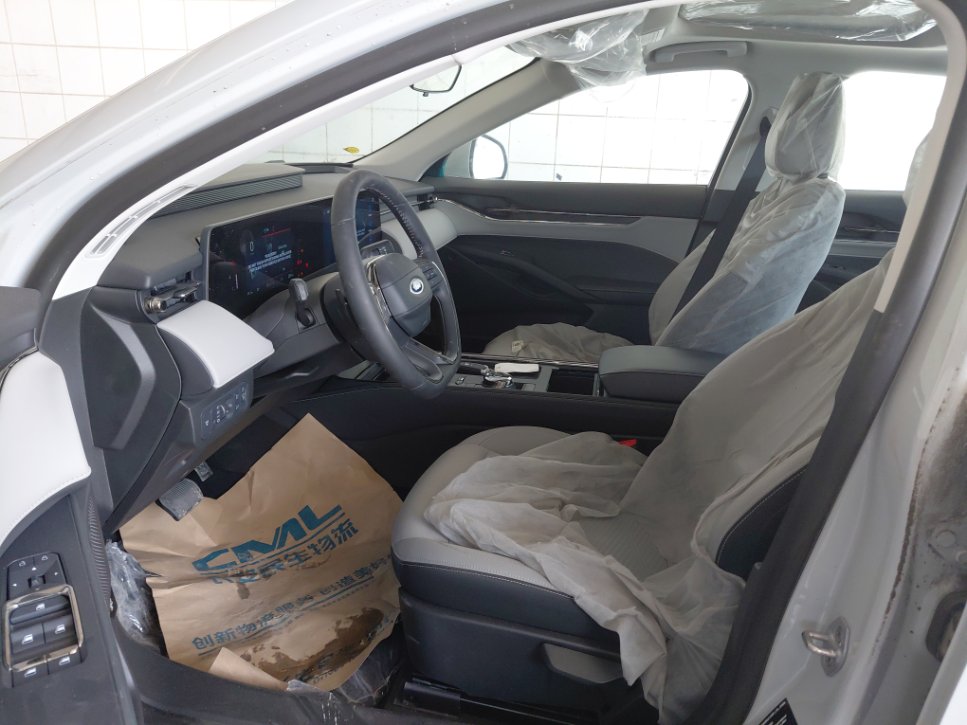 Ford Taurus  2024 image