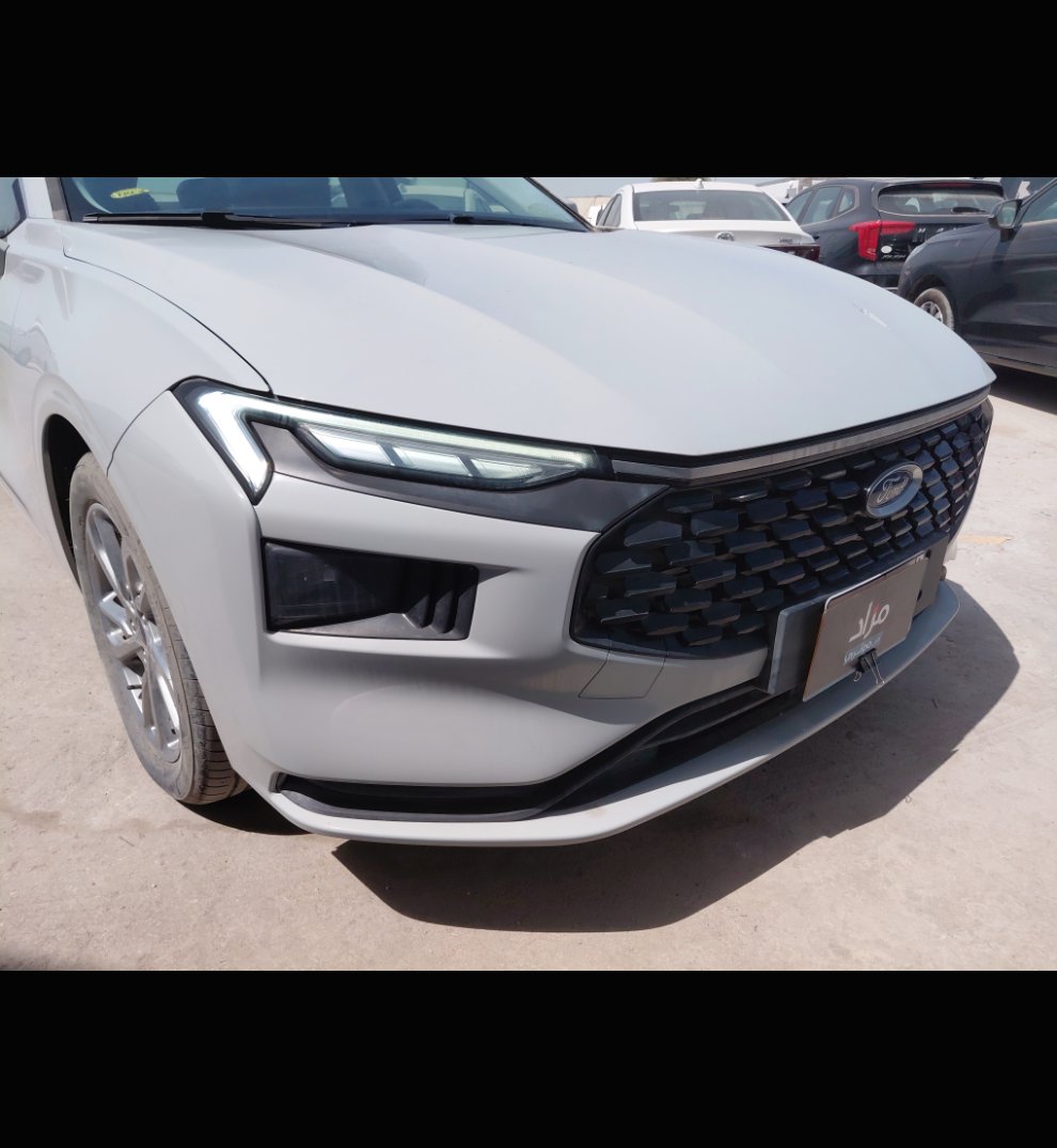 Ford Taurus  2024 image