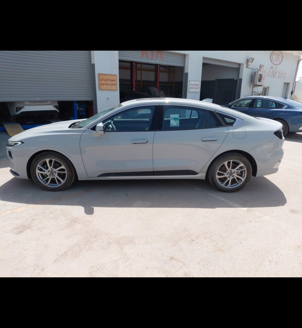 Ford Taurus  2024 image