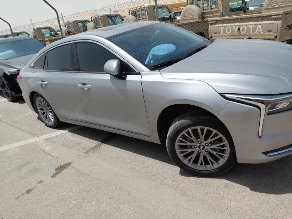 فاو بيستون B70  2025 image