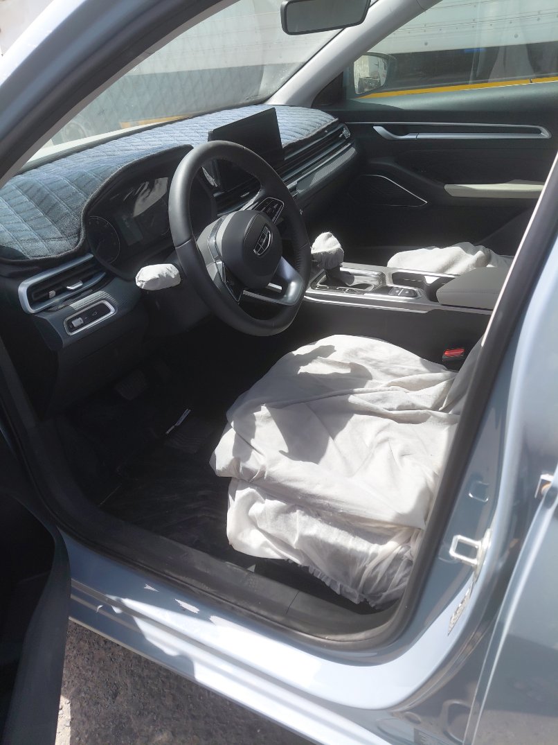 Geely Emgrand  2025 image