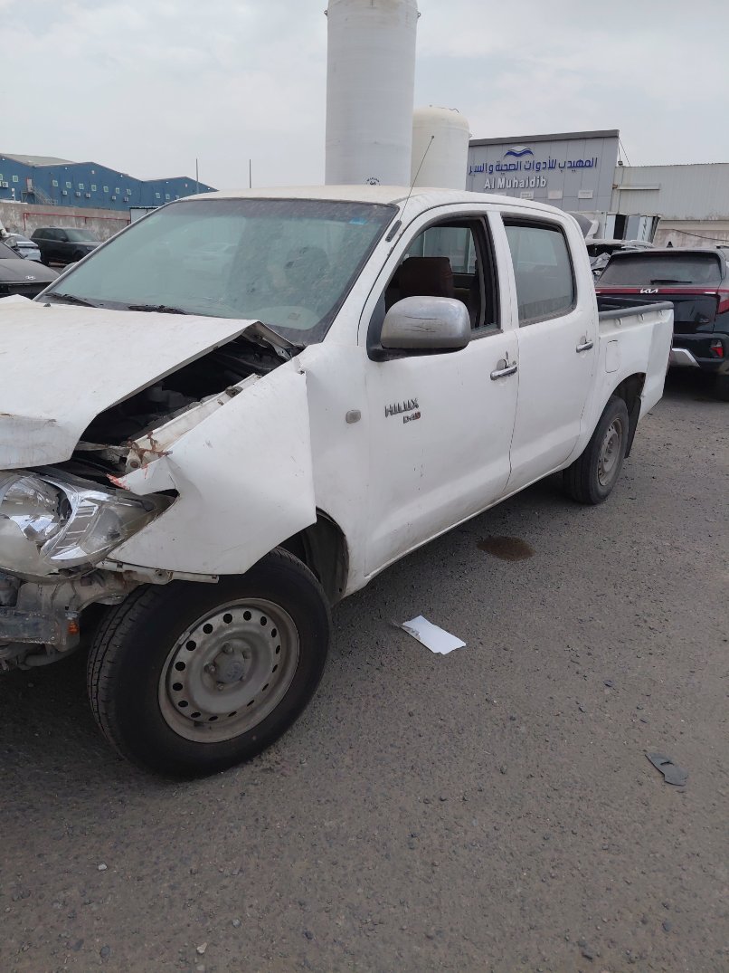 Toyota Hilux  2011 image