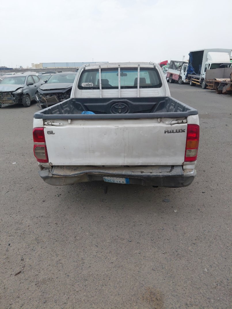 Toyota Hilux  2011 image