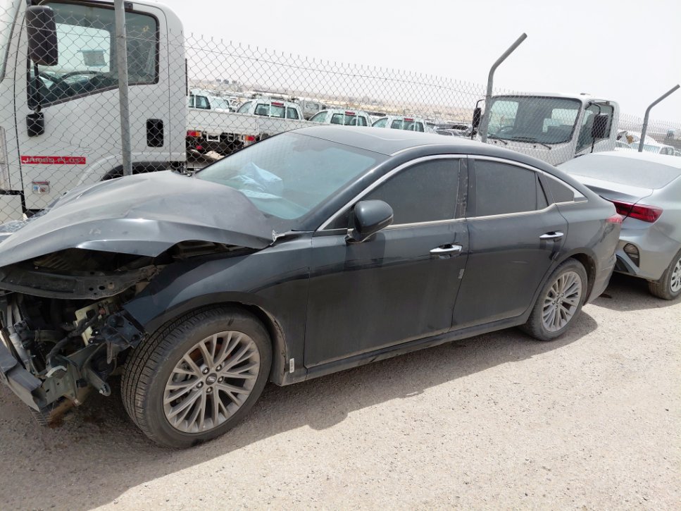 فاو بيستون B70  2025 image