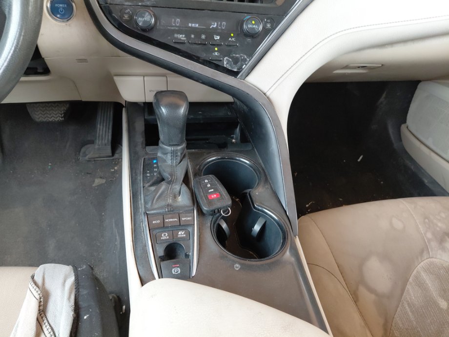Toyota Camry  2022 image