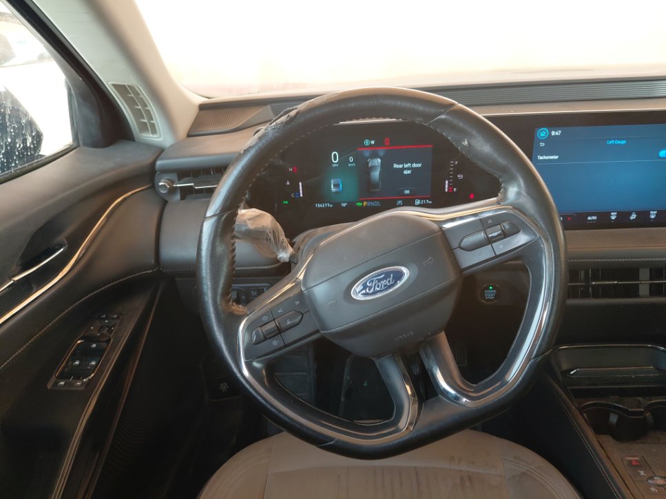 Ford Taurus  2023 image