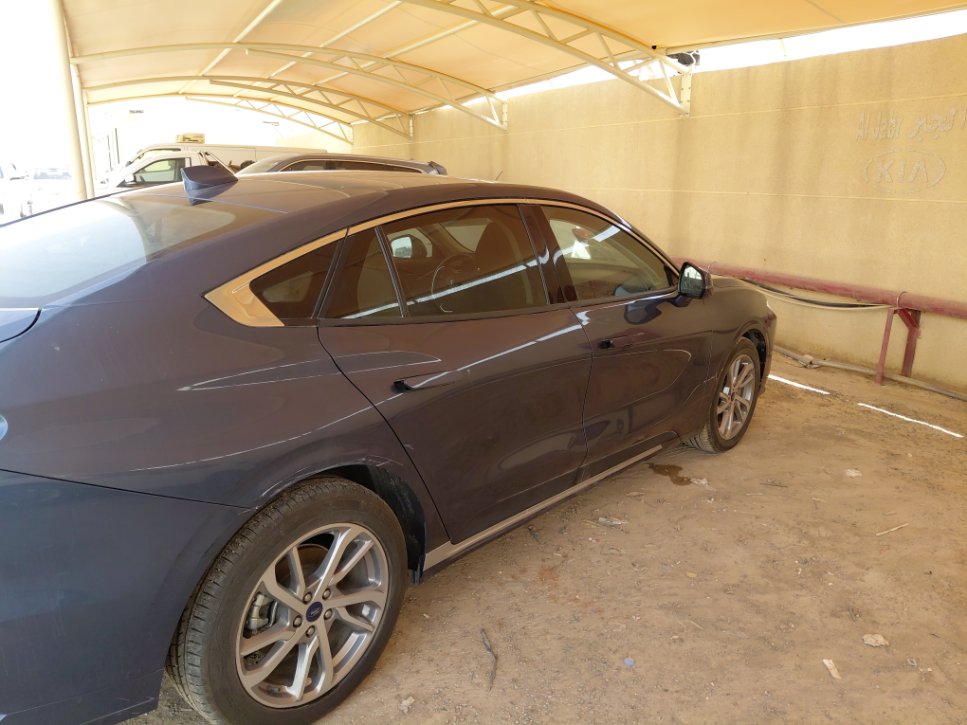 Ford Taurus  2023 image