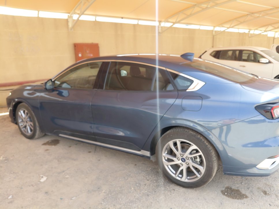 Ford Taurus  2023 image