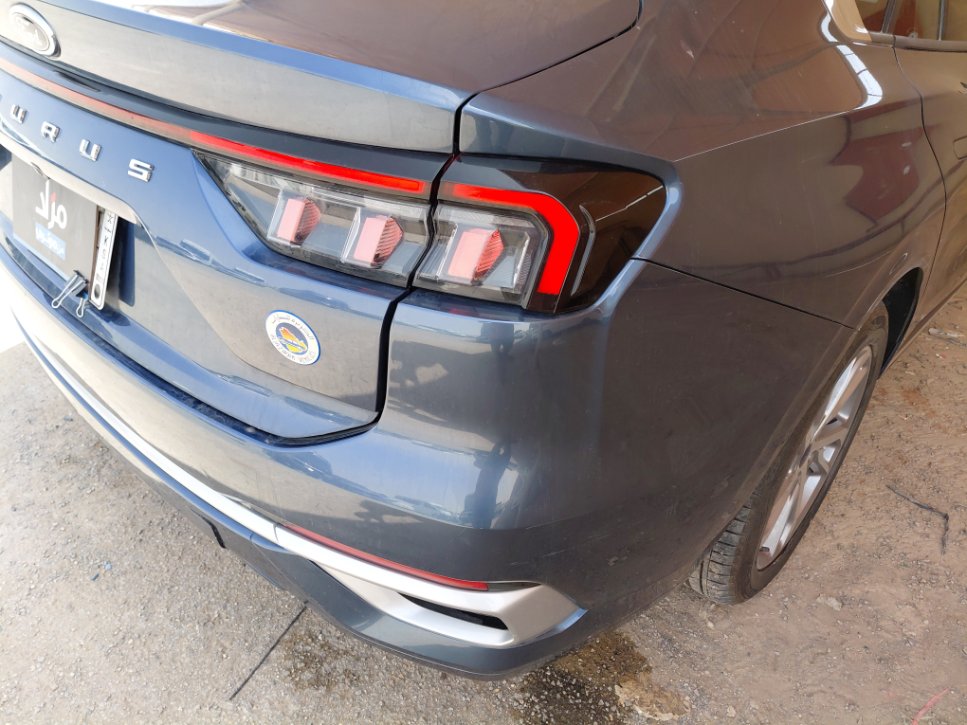 Ford Taurus  2023 image