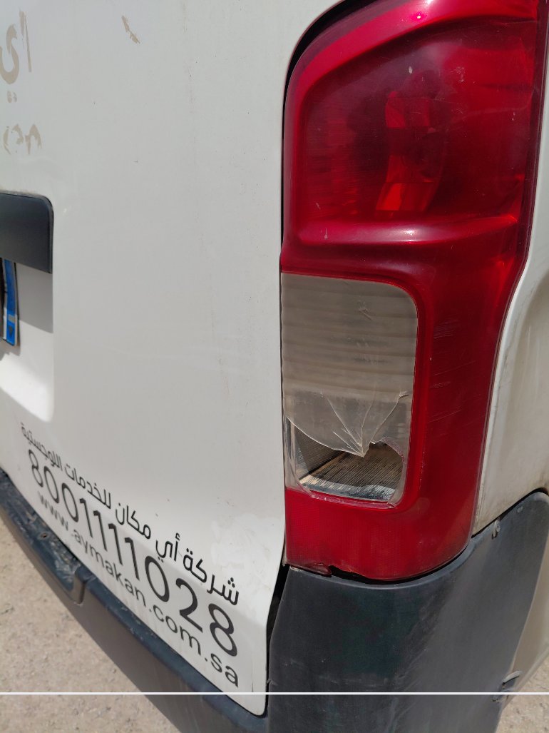 Nissan NV350 Urvan  2021 image