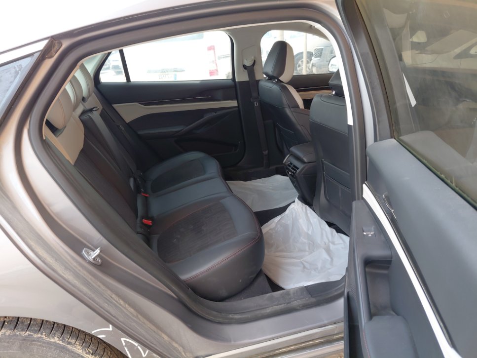 Ford Taurus  2023 image