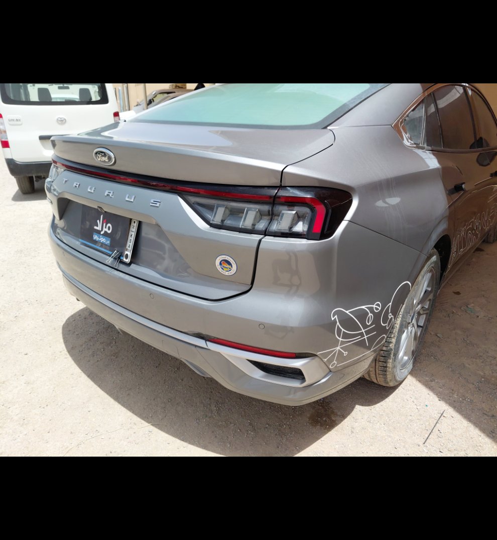 Ford Taurus  2023 image