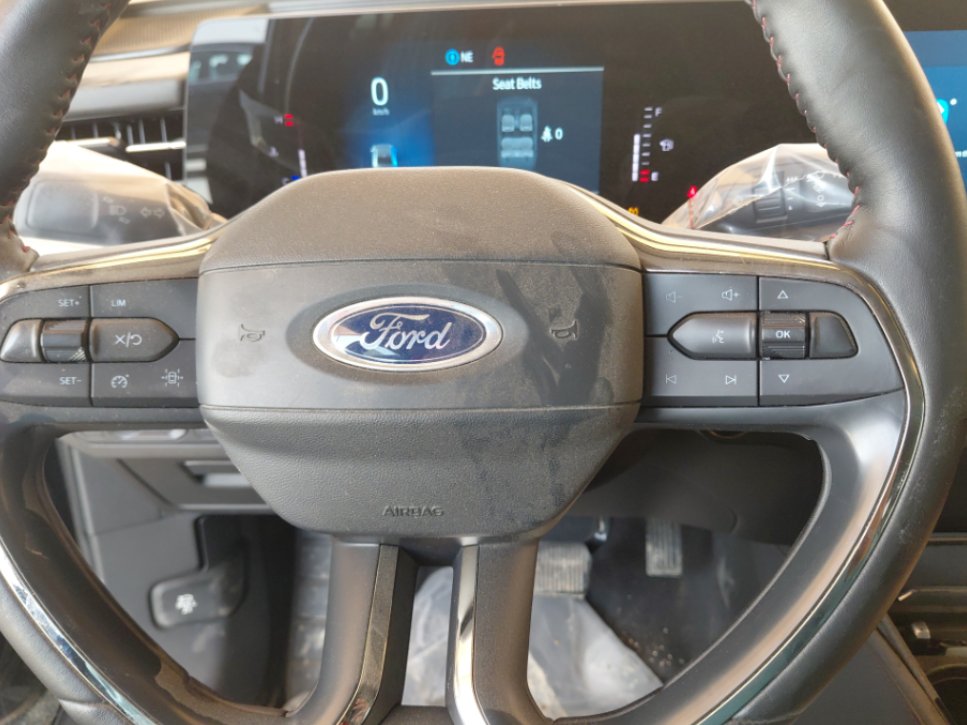 Ford Taurus  2023 image