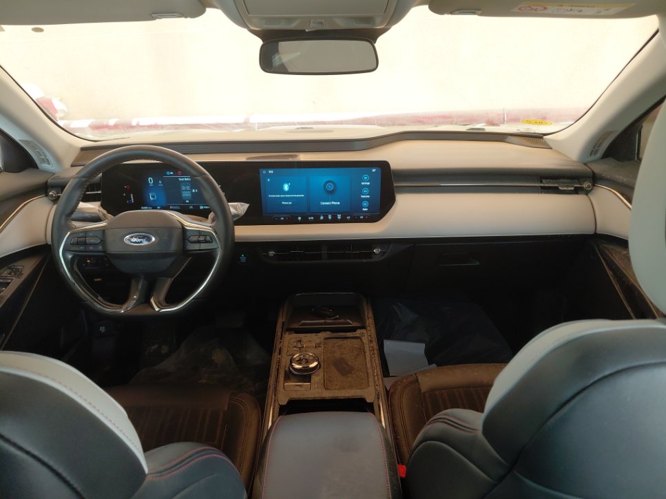Ford Taurus  2023 image