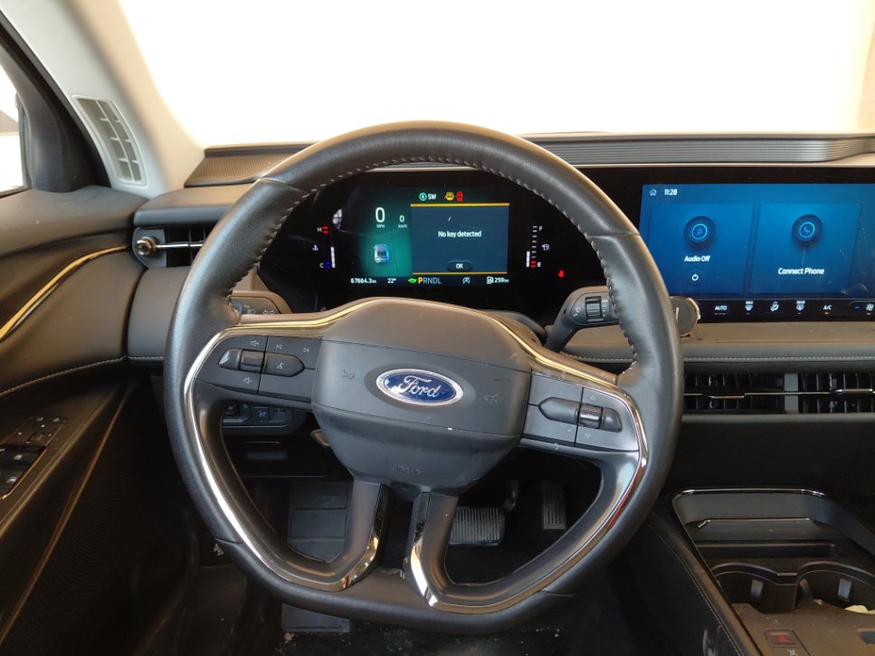 Ford Taurus  2023 image
