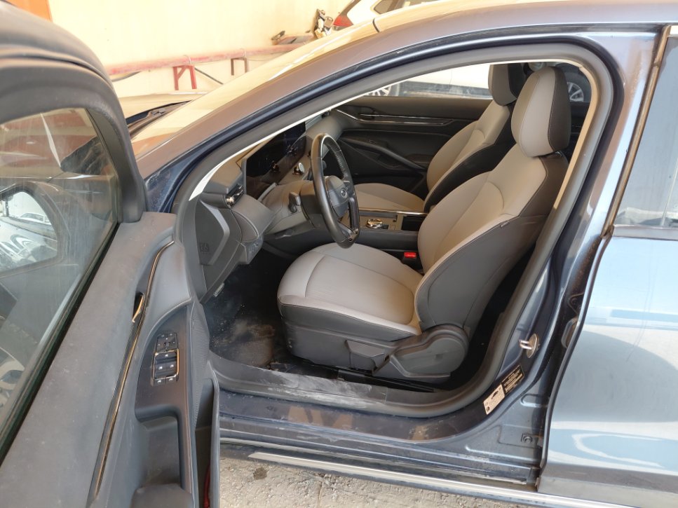 Ford Taurus  2023 image