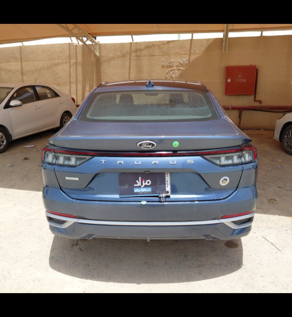 Ford Taurus  2023 image