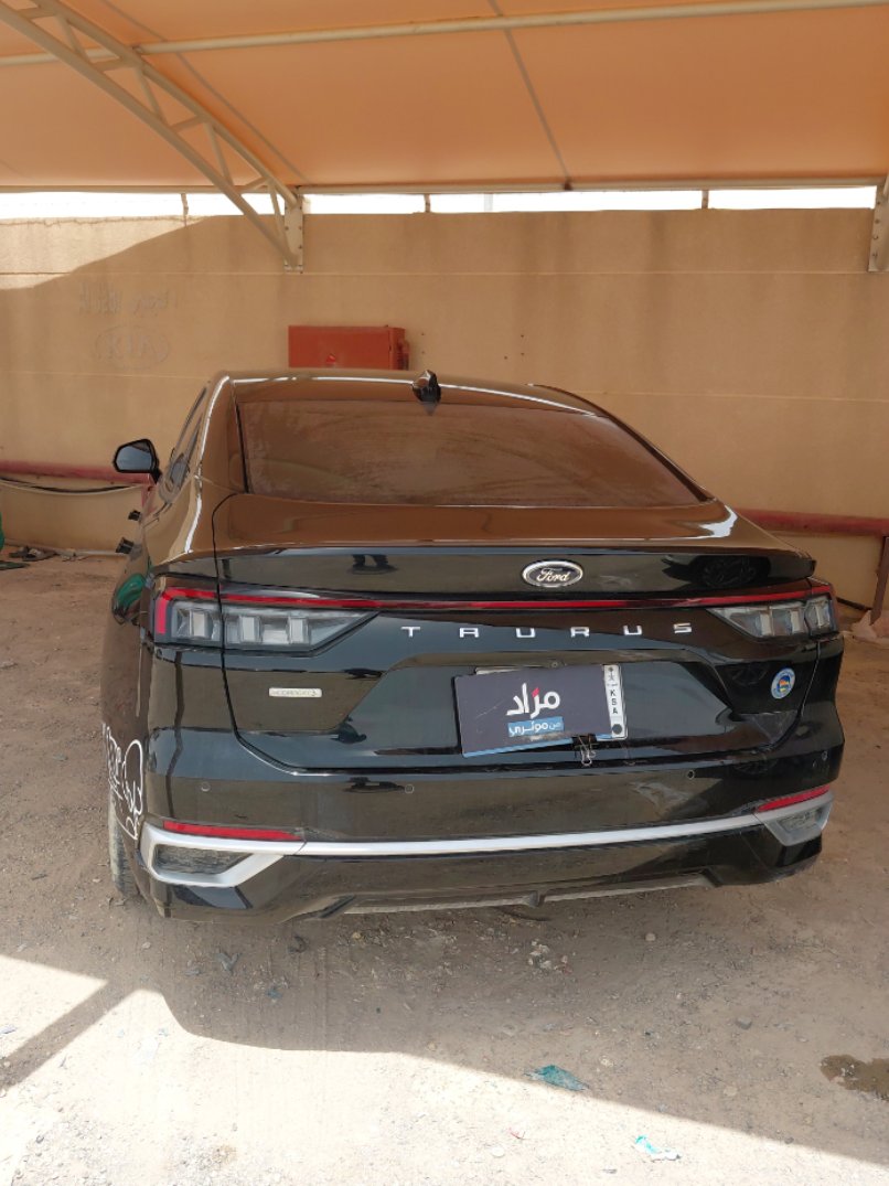 Ford Taurus  2023 image