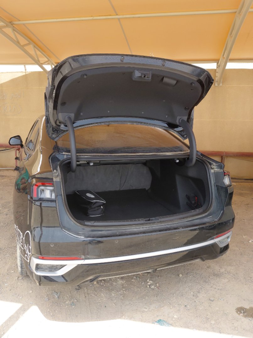 Ford Taurus  2023 image