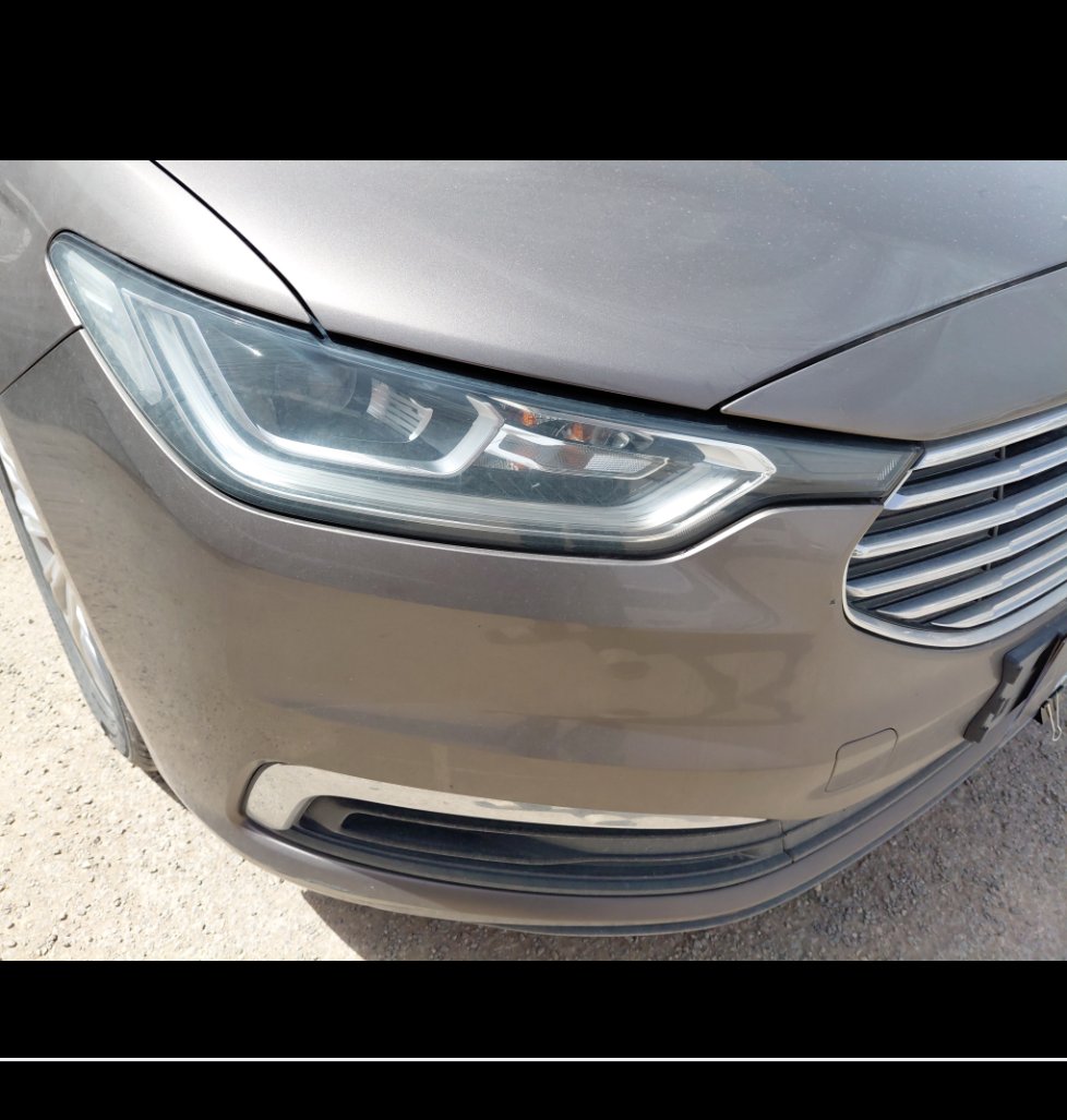 Ford Taurus  2022 image