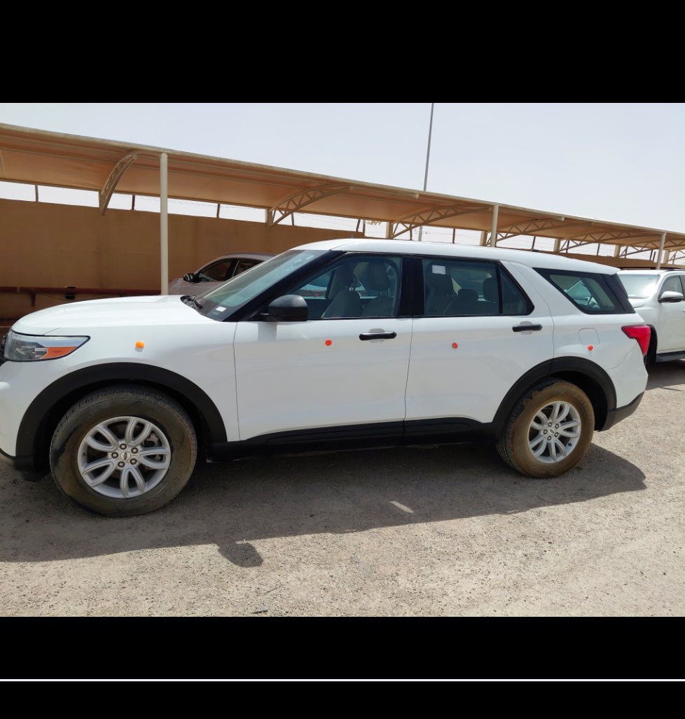 Ford Explorer  2021 image