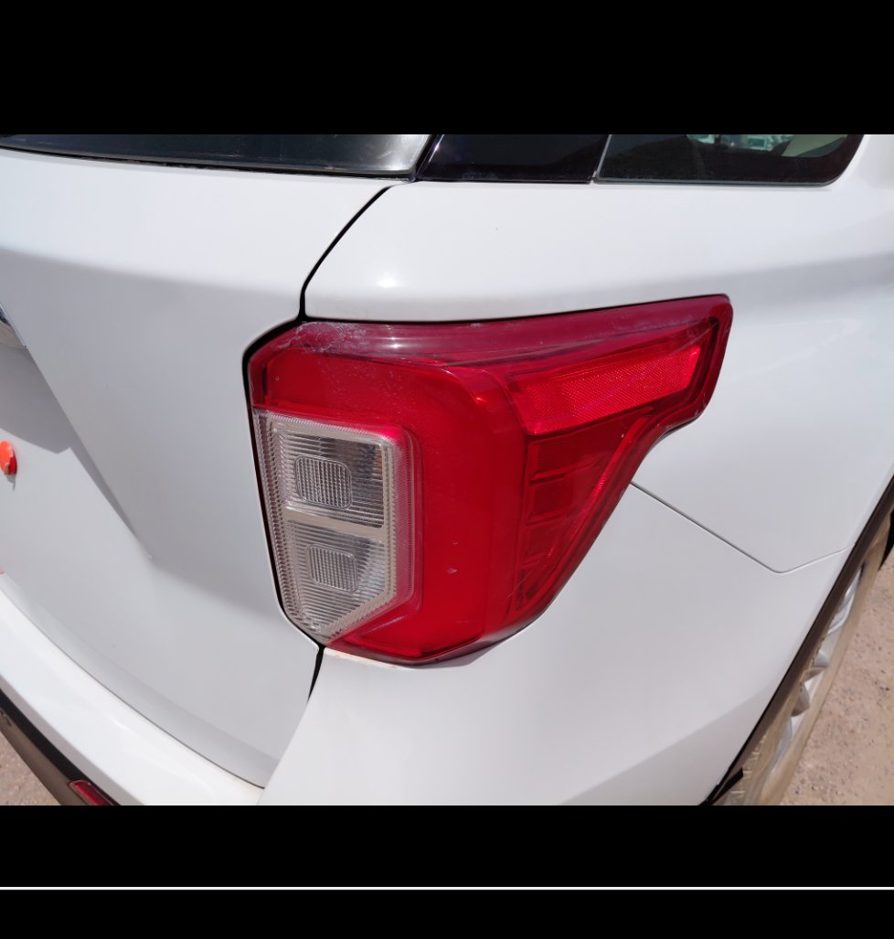 Ford Explorer  2021 image