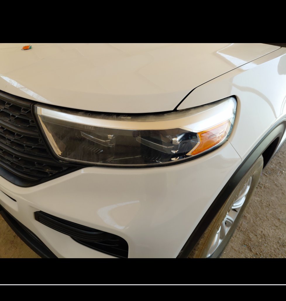 Ford Explorer  2021 image
