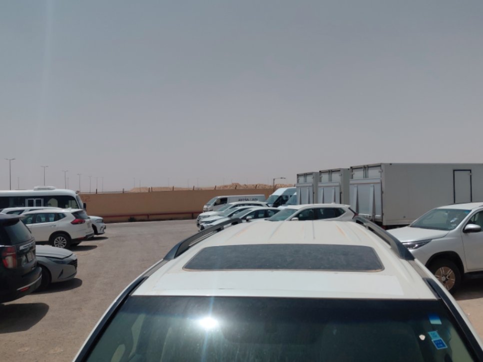 تويوتا لاند كروزر GXR2 2023 image