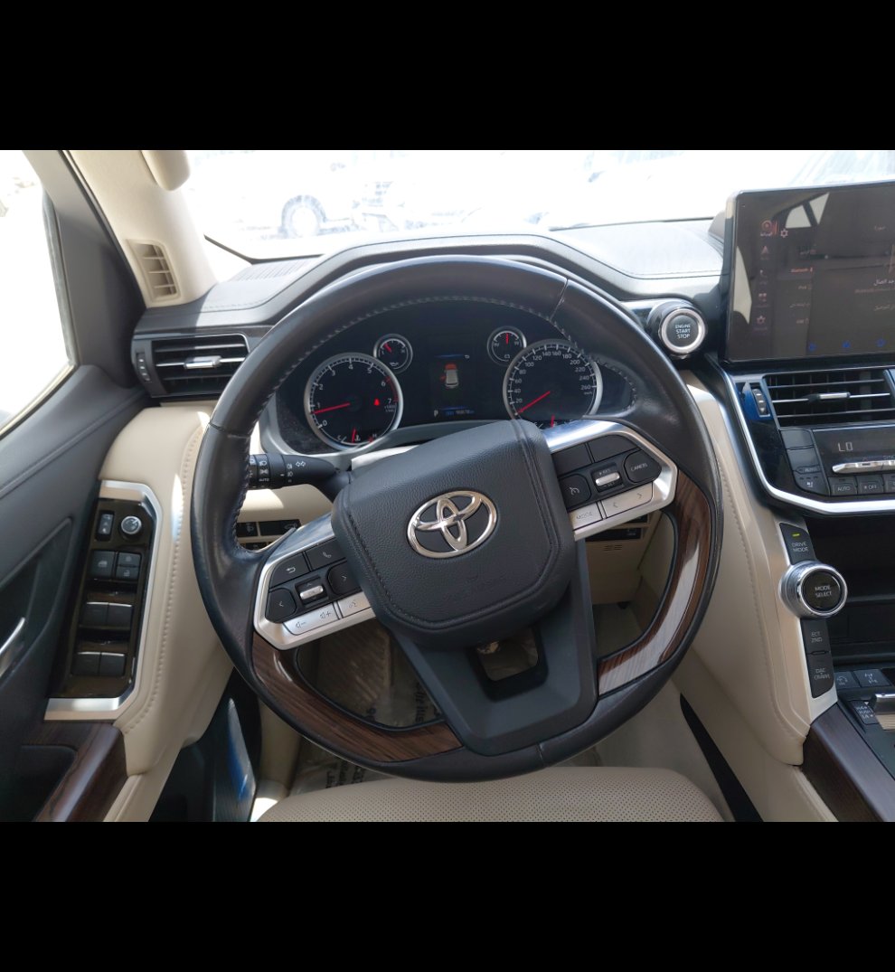 Toyota Land Cruiser GXR4 2023 image