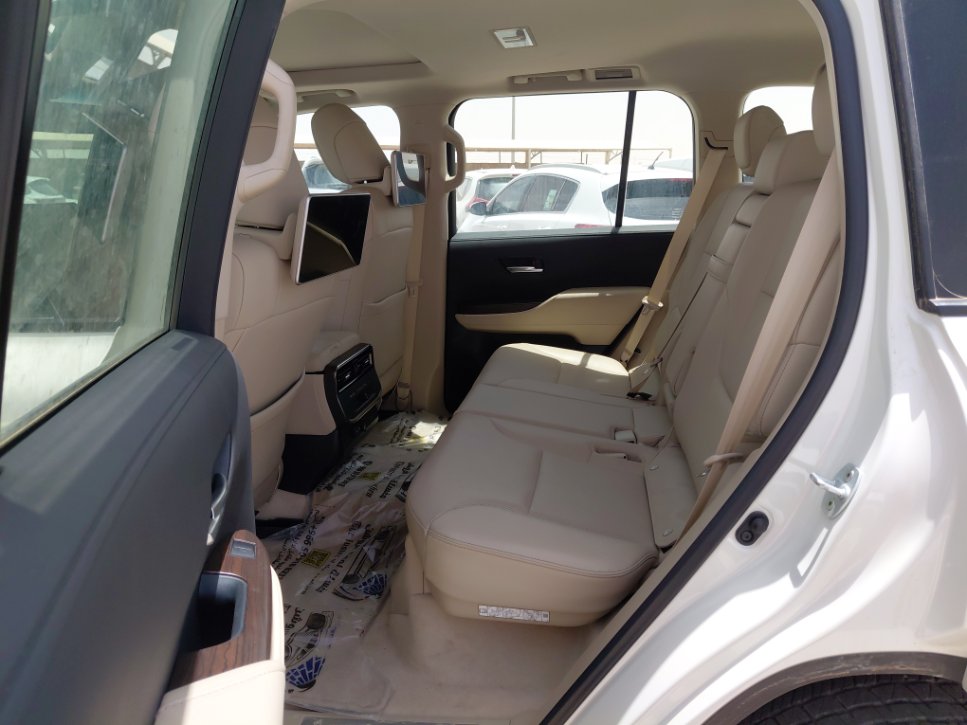 Toyota Land Cruiser GXR4 2023 image