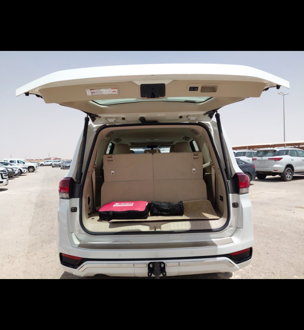 Toyota Land Cruiser GXR4 2023 image