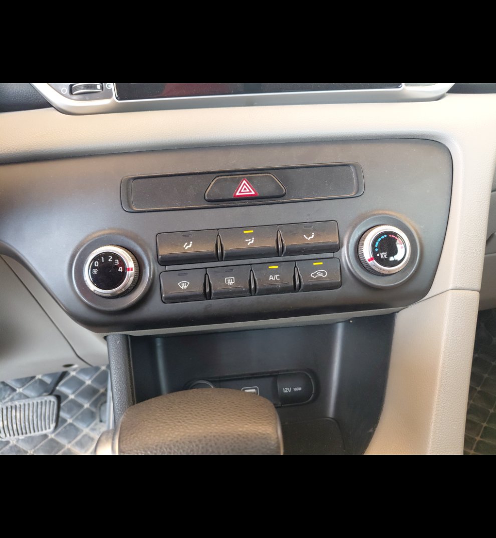 كيا سبورتاج QLE LX 4WD 2020 image