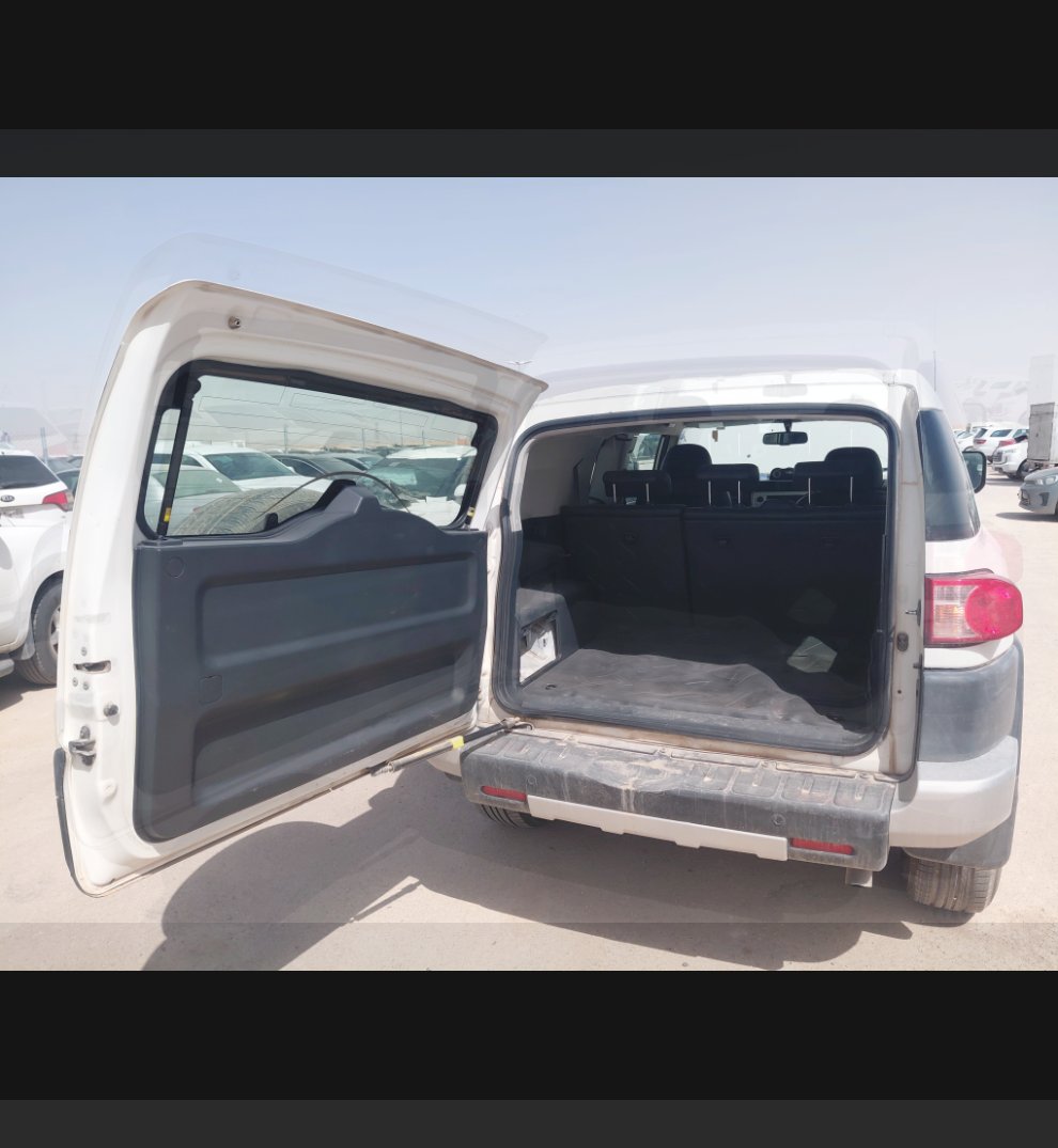 Toyota FJ Cruiser  2021 image