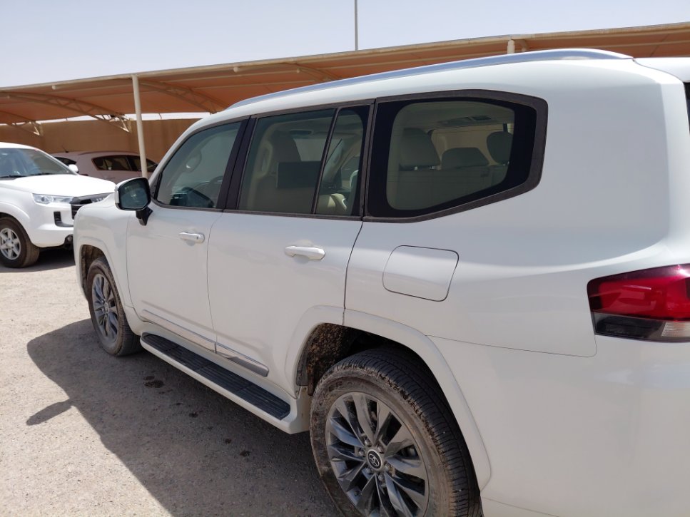 تويوتا لاند كروزر GXR4 2023 image