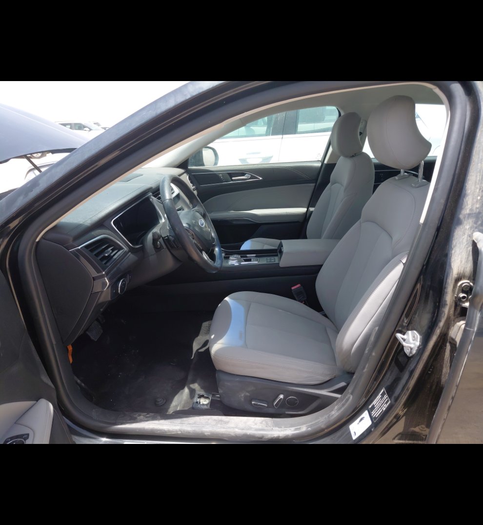 Ford Taurus  2020 image