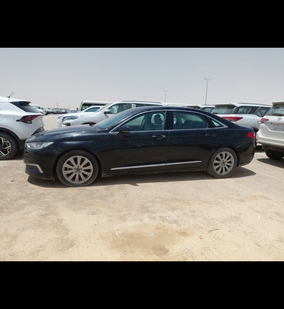 Ford Taurus  2020 image