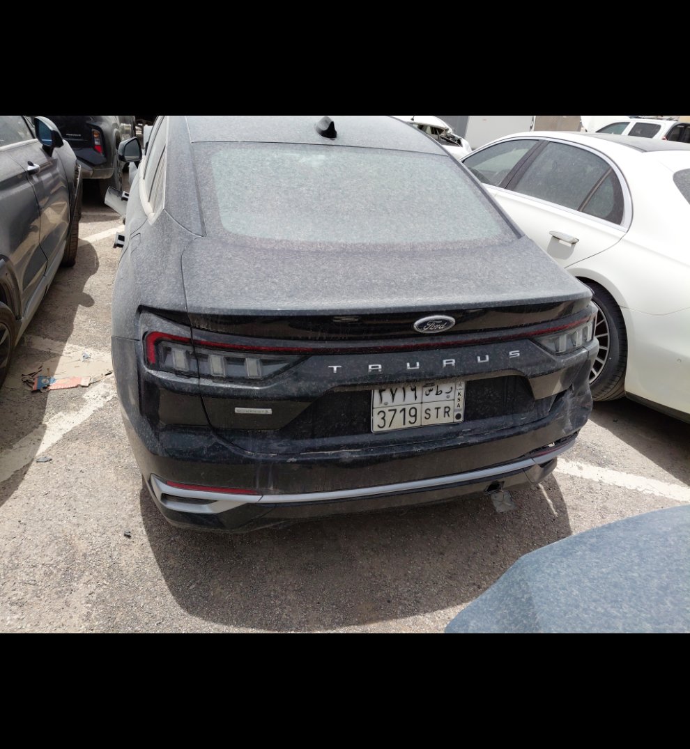 Ford Taurus  2023 image