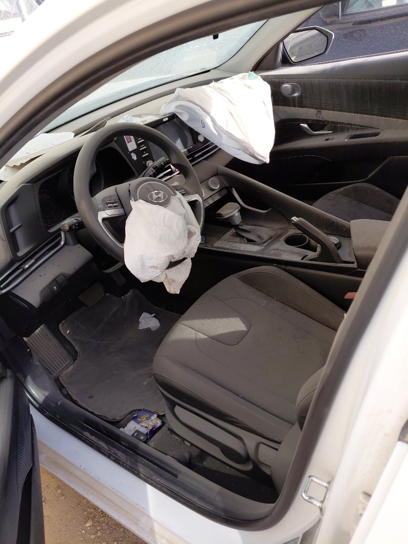 Hyundai Elantra  2023 image