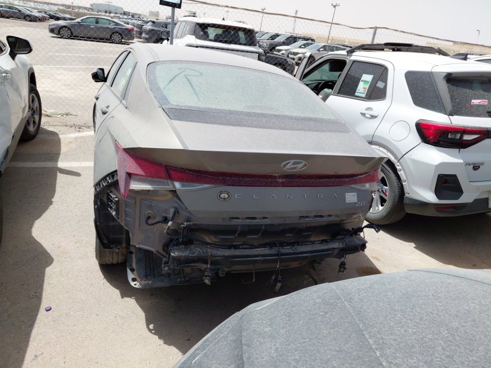 Hyundai Elantra  2021 image
