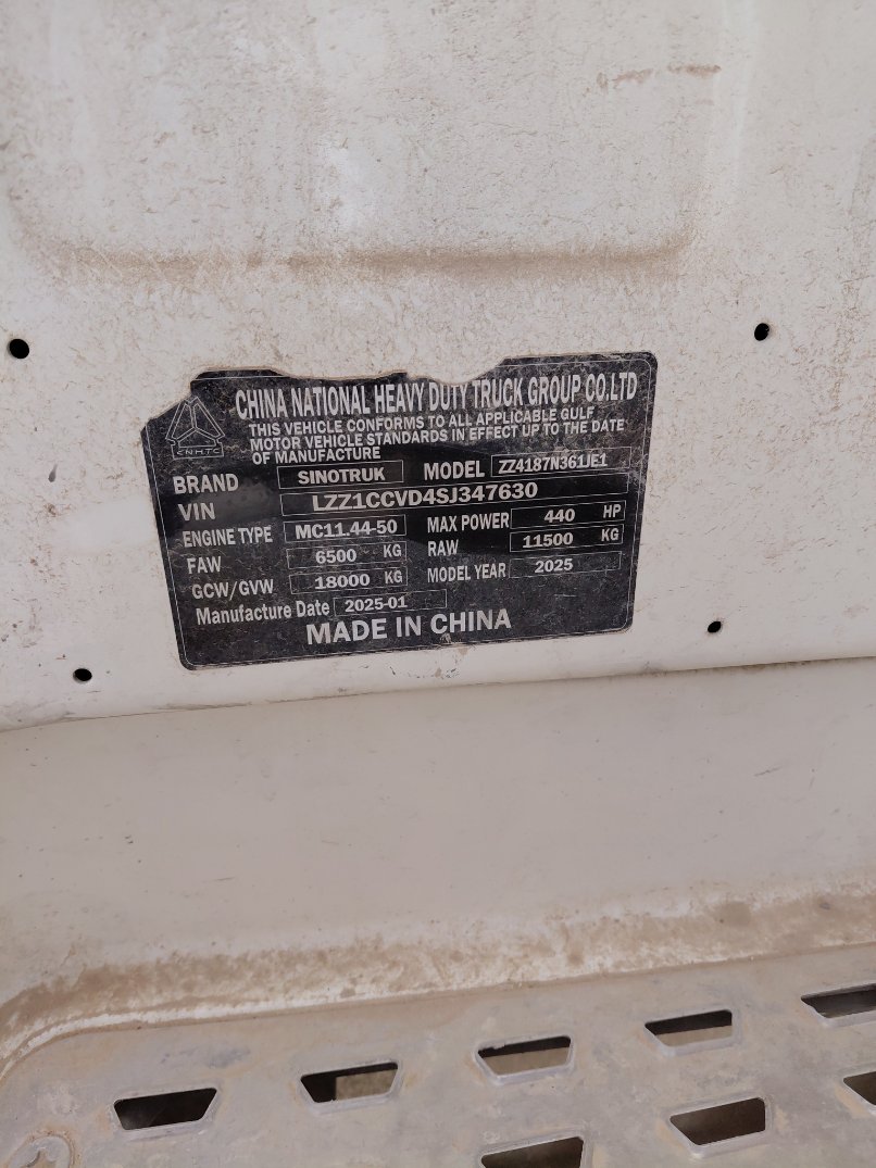 Sinotruk Howo Truck head  2025 image
