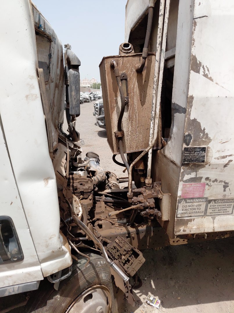 Isuzu Dyna  2021 image