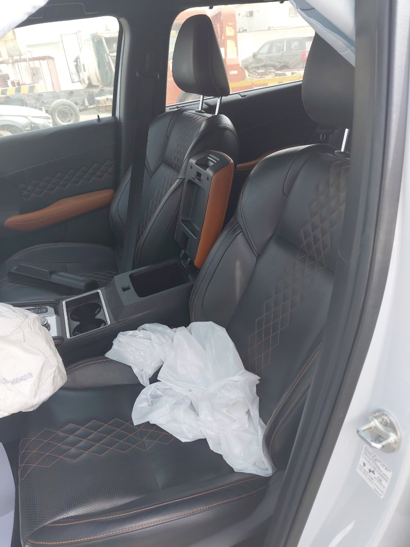 Mitsubishi Outlander  2024 image